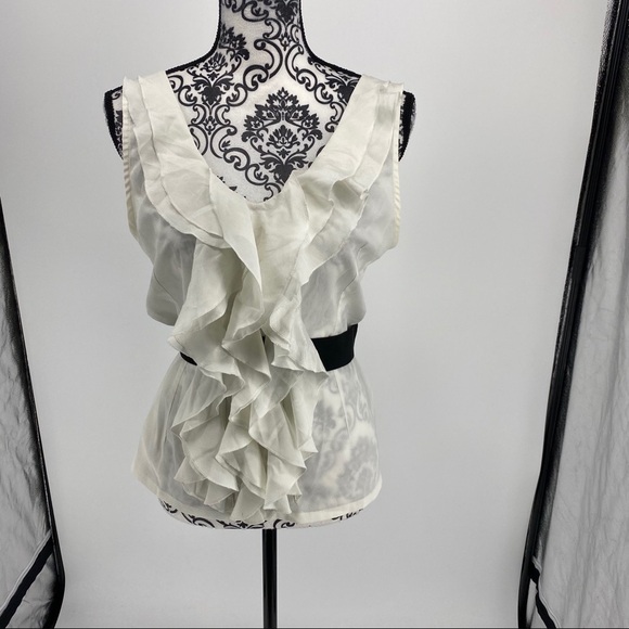 Love Tree white ruffle front black belt blouse. Sleeveless v-neck. Career work - Picture 4 of 12